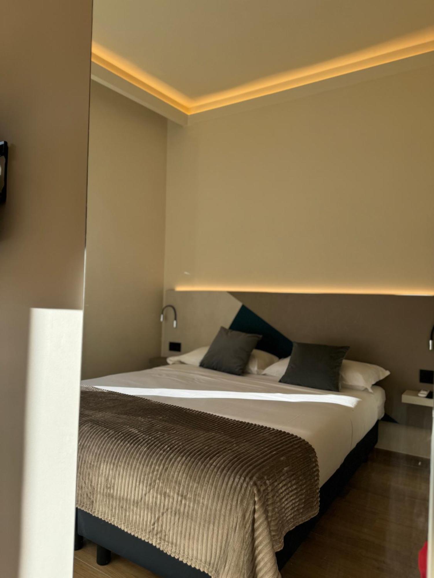 Honeycomb Guesthouse 로마 외부 사진